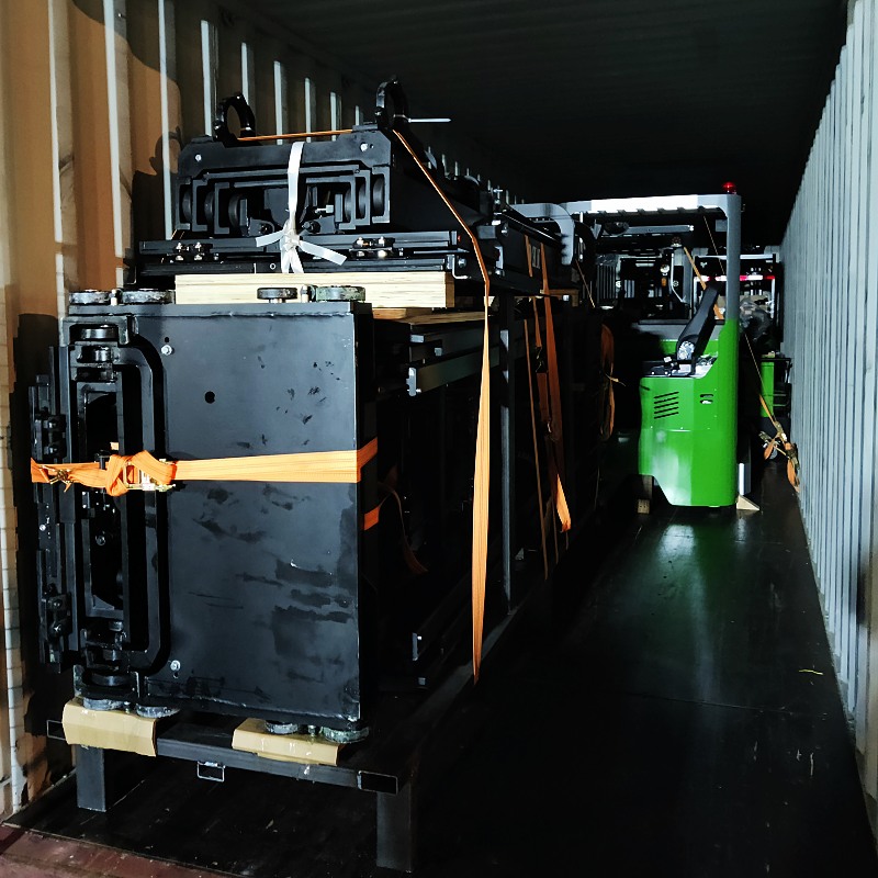 Xe nâng lithium-ion NEOlift giúp nhà máy thực phẩm UAE nâng cấp lên xanh